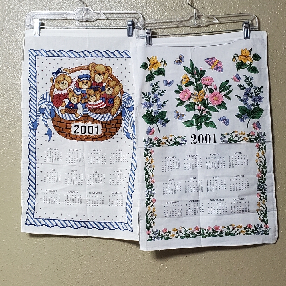 Vintage 2001 Tea Towels Kitchen Tapestry Wall Hanging Florals and Bears Set Of 2